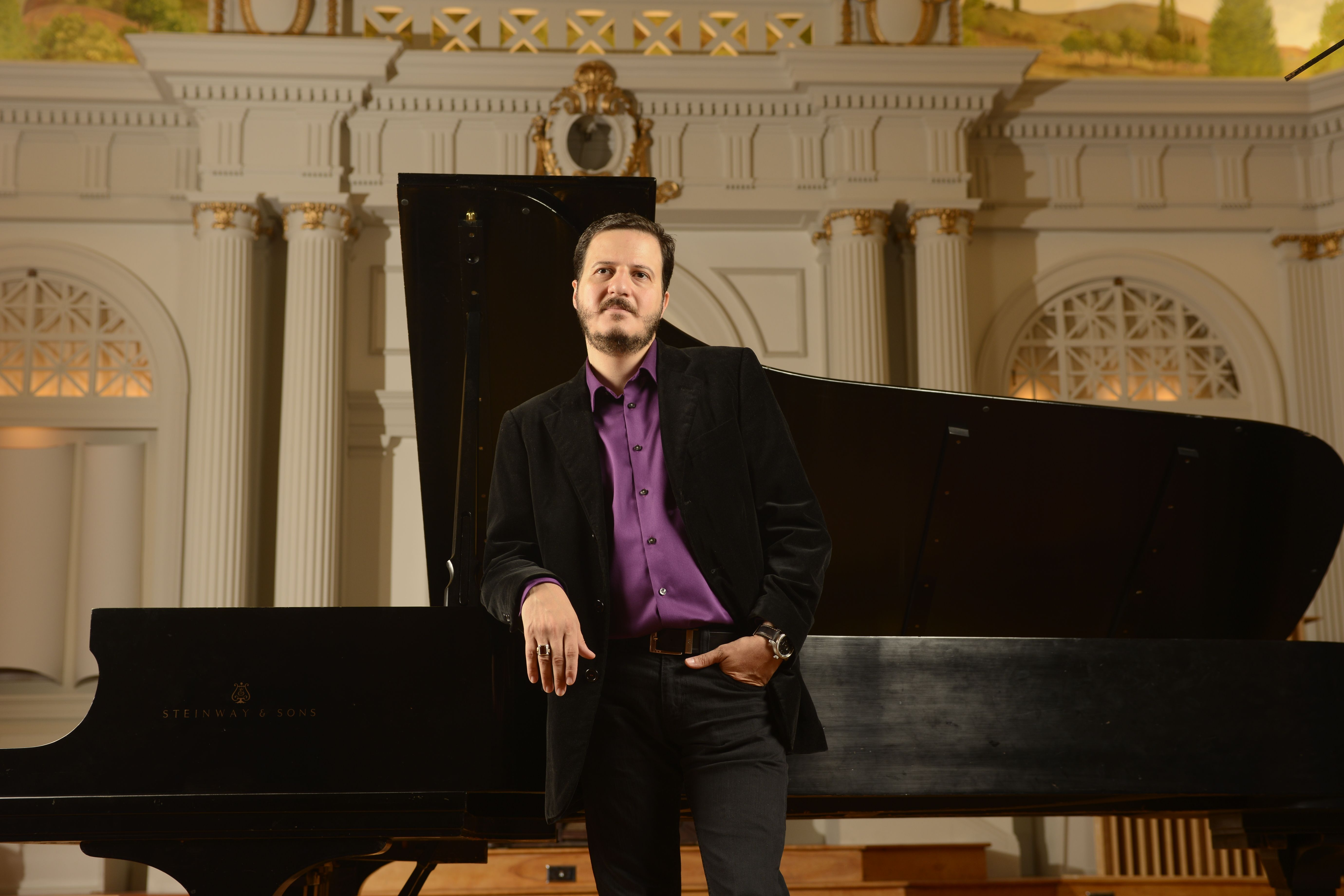 Prof. Dr. Mehmet Ali Sanlıkol Dr. Hüseyin Parkan Sanlıkol Müzik Enstrümanları Müzesi Görsel